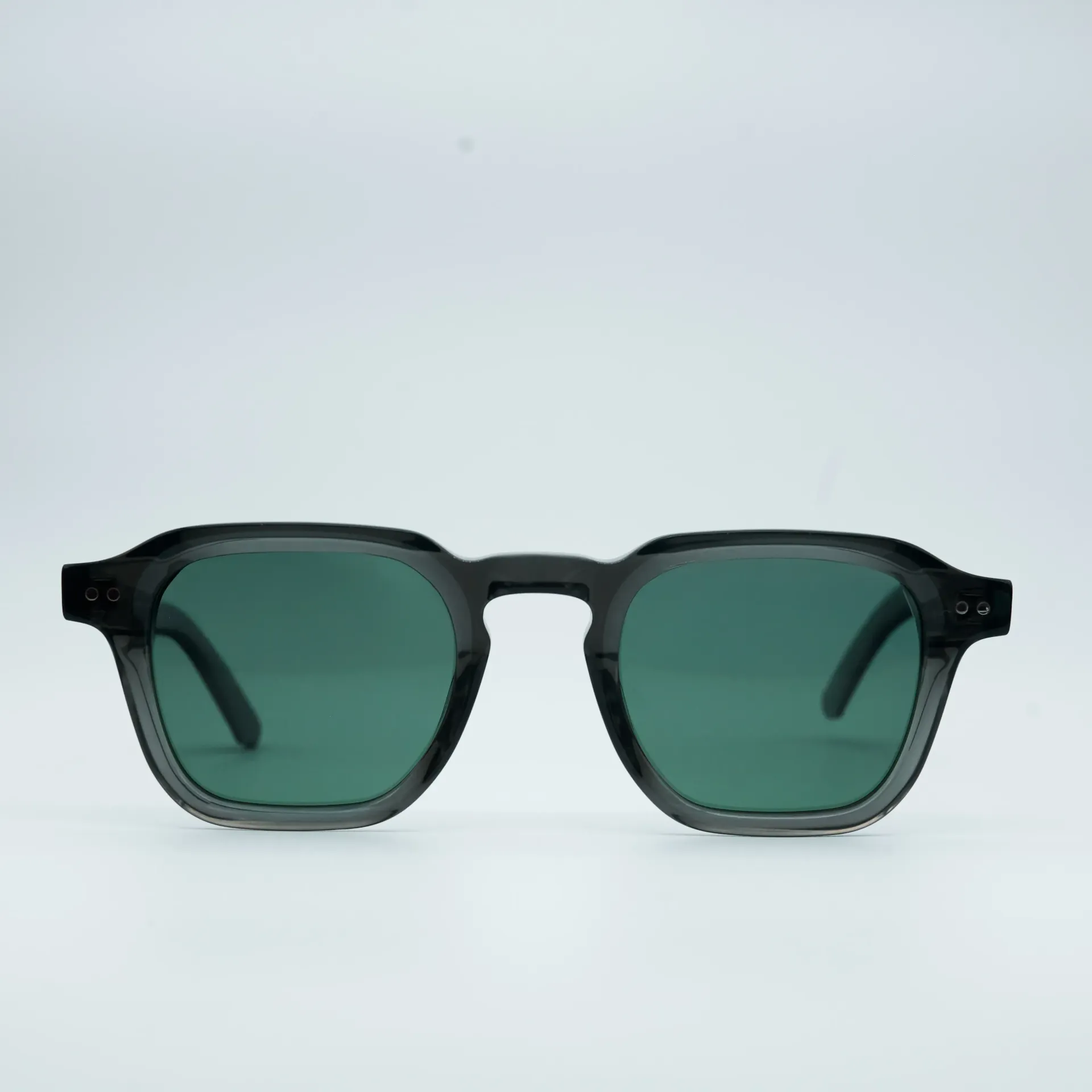 [882243SC03] 882243SC03_SUN 48 GREY